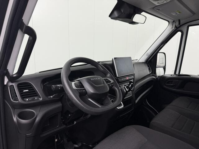 Iveco DAILY 35C18 3.0Ltr Hi-Matic Automaat Oprijwagen | 3500Kg Trekhaak | Navigatie | Multimedia | Trekhaak