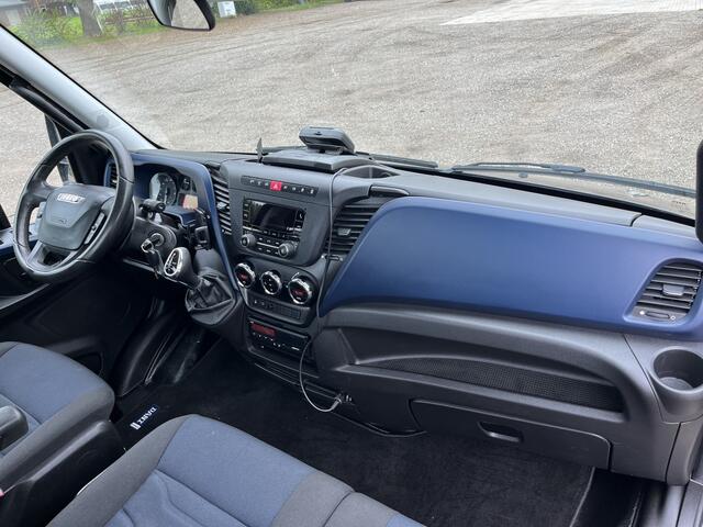 Iveco DAILY 50C21 Tijhof Kuiper 7230kg Laadvermogen Oplegger Trekker Be-combi Lier Airco Cruise controle Telefoonverbinding Automaat Stuurwielbediening Gevarenlichten Euro 6 Kuiper Veenhuizen Tijhof Autotran