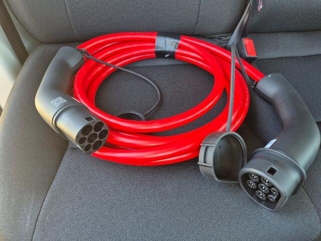 Iveco SuperJolly 4.25t L3H2 Heavy 110 kWh Lanzarote Grey Full Option Adaptieve Cruise Control, Navigatie, LED Koplampen