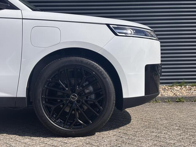 Jaecoo 5 EV Exclusive 61 kWh Volledig Elektrisch met Black Pack Wrap 20 Inch Lichtmetalen velgen, Lederen bekleding en Stoelverwarming Uit voorraad leverbaar!