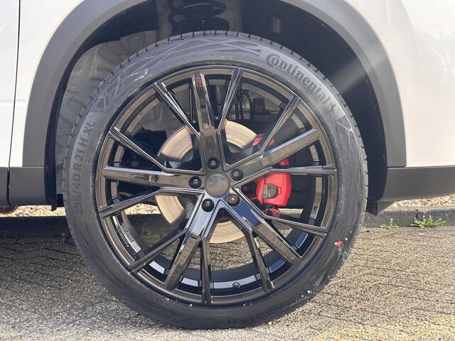 Jaecoo 7 1.5 GDI SHS-P Exclusive Black Pack en 21 Inch velgen met 1500 KG trekgewicht, 1200 KM RANGE Navigatie, Elektrische achterklep, Luxe lederen bekleding en 7 jaar garantie