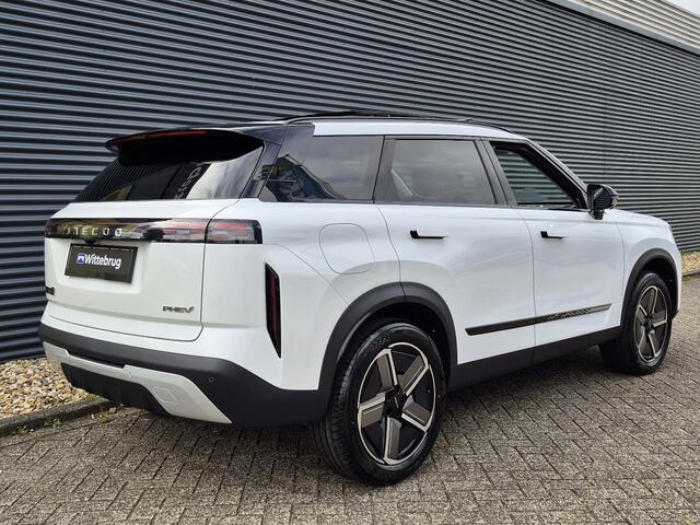 Jaecoo 7 1.5 GDI SHS-P Exclusive met 1500 KG trekgewicht, 1200 KM RANGE Navigatie, Elektrische achterklep, Luxe lederen bekleding en 7 jaar garantie Uit voorraad leverbaar!