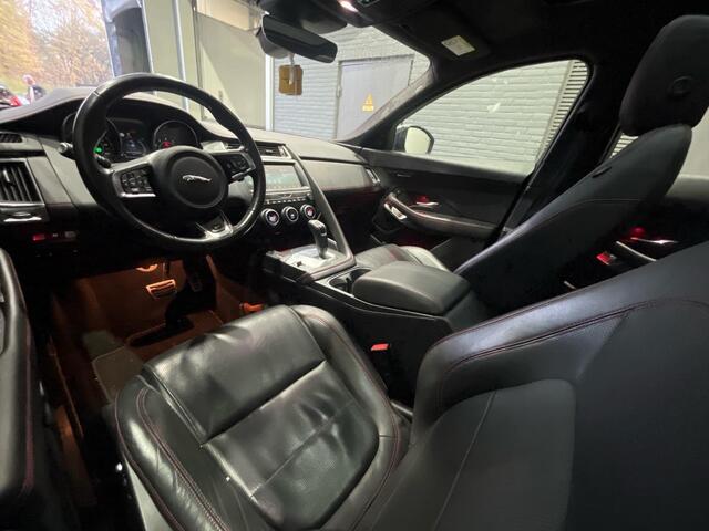 Jaguar E-Pace P250 AWD First Edition | Panoramadak | Head-Up | Trekhaak | Camera | Meridian Sound
