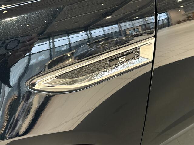 Jaguar E-Pace 2.0 P200 AWD S | Panoramadak