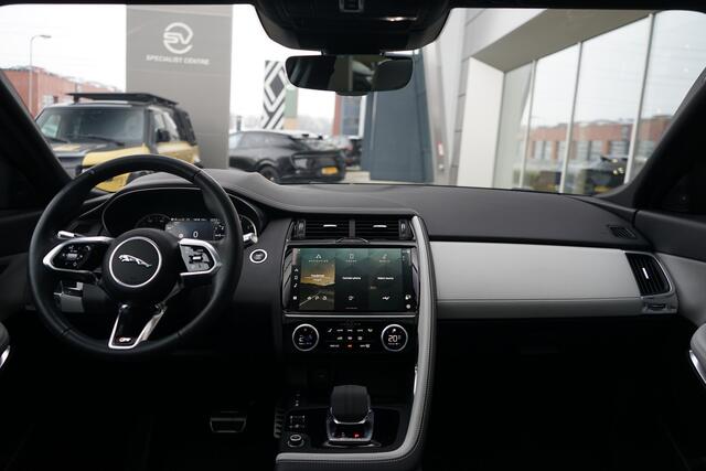 Jaguar E-Pace 1.5 P300e AWD R-Dynamic S | Voorstoelen verwarmd | Panoramadak |