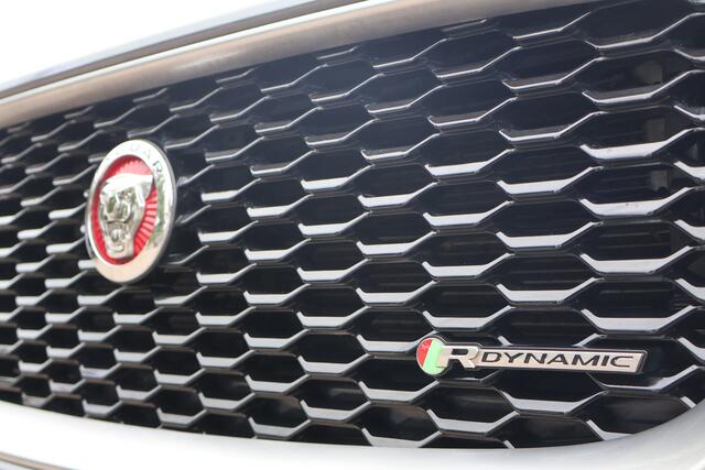 Jaguar E-Pace 2.0 D150 R-Dynamic | Origineel NL | Dealer Onderhouden | Camera | Trekhaak |