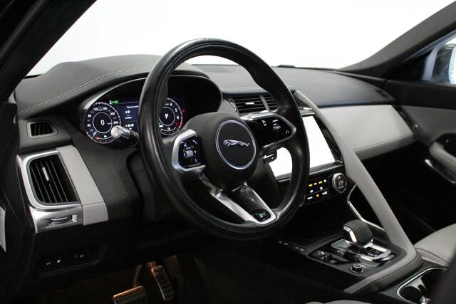 Jaguar E-Pace 1.5 P300e AWD R-Dynamic SE | STOEL-VERW | BLINDSPOT | 360CAMERA | CARPLAY | DAB-RADIO | NAVIGATIE |