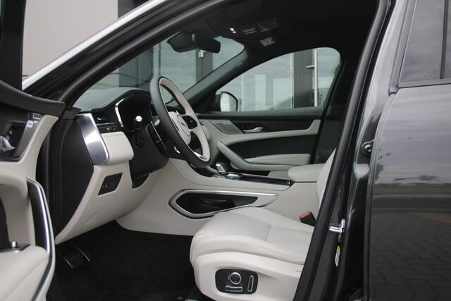 Jaguar F-PACE 2.0 P400e PHEV R-Dynamic SE