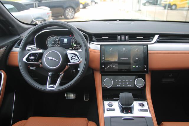 Jaguar F-PACE 2.0 P400e PHEV R-Dynamic HSE