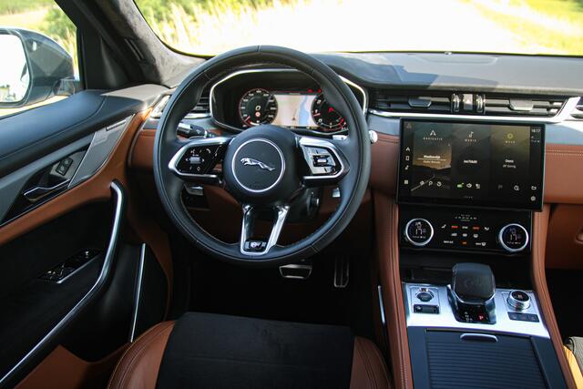 Jaguar F-PACE 5.0 V8 SVR