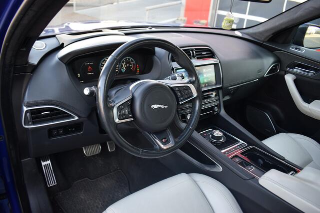Jaguar F-PACE 3.0 S First Edition AWD | 380 pk | Meridian | Apple CarPlay | Pano | HUD