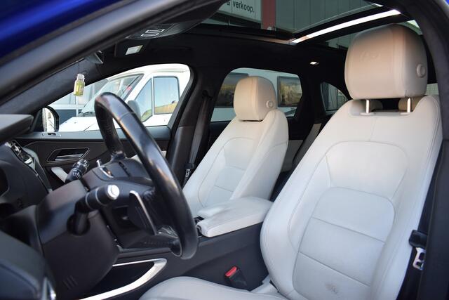 Jaguar F-PACE 3.0 S First Edition AWD | 380 pk | Meridian | Apple CarPlay | Pano | HUD