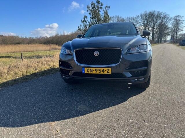 Jaguar F-PACE portfolio 2.0 252 pk
