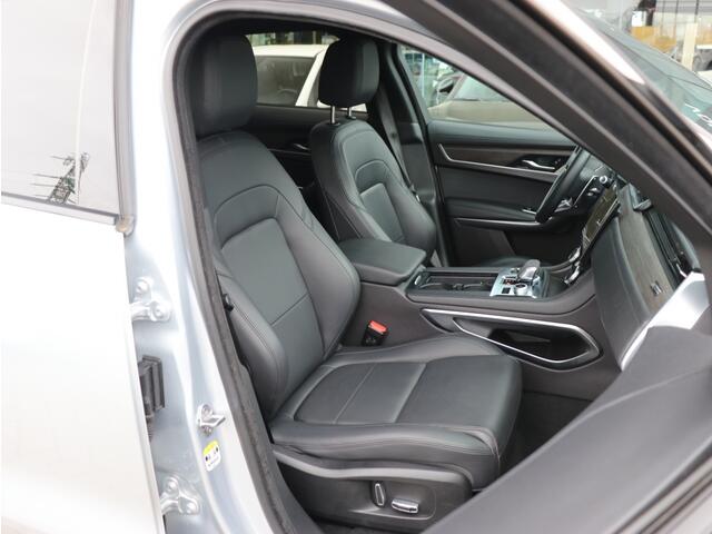 Jaguar F-PACE 2.0 P400e PHEV I Leder I Meridian I Elektrische stoelverstelling