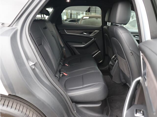 Jaguar F-PACE 2.0 P400e PHEV I Leder I Meridian I Elektrische stoelverstelling