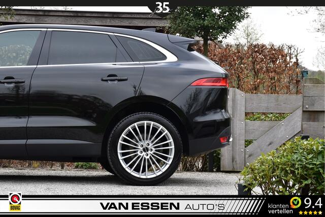 Jaguar F-PACE 2.0 Portfolio AWD 20d Navi Camera Trekhaak Leder Head-Up Virtueel Meridian NL-Auto!