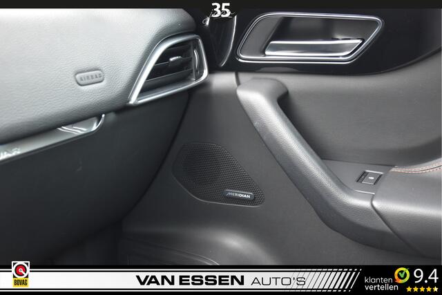 Jaguar F-PACE 2.0 Portfolio AWD 20d Navi Camera Trekhaak Leder Head-Up Virtueel Meridian NL-Auto!