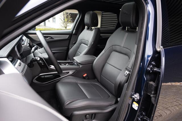 Jaguar F-PACE 2.0 P400e PHEV R-Dynamic S / Cold Climate Pack / Driver Assist pack