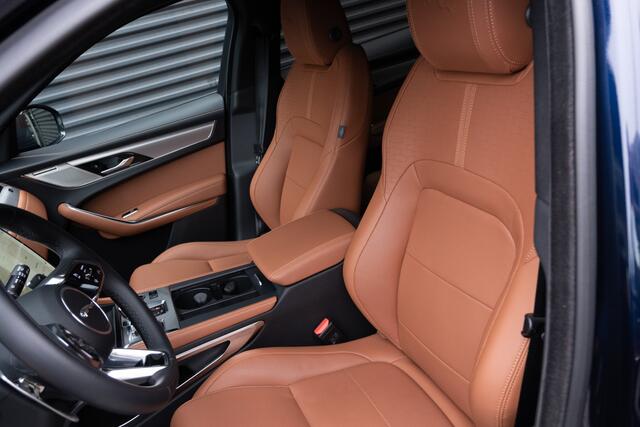 Jaguar F-PACE 2.0 P400e PHEV R-Dynamic S / Stoel verwarm,ventilatie, massage / Driver Assist pack