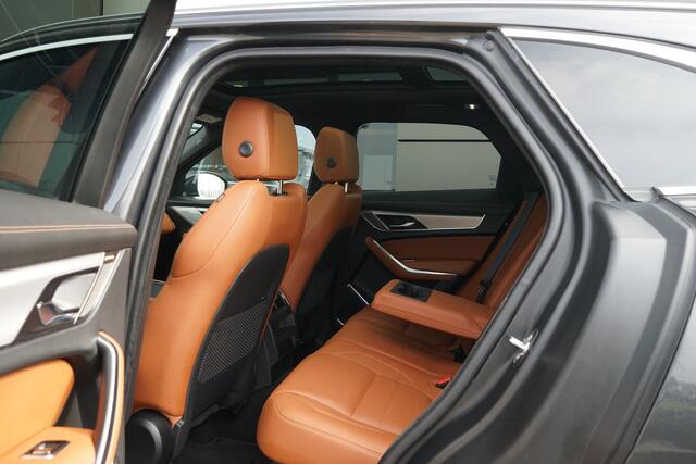 Jaguar F-PACE 2.0 P400e PHEV R-Dynamic S | Schuif/Kantel dak | Meridian | 360 camera |