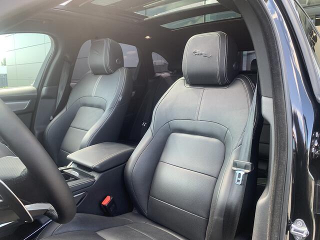Jaguar F-PACE 2.0 P400e PHEV R-Dynamic SE Panorama Dak | 20"Lm velgen | Draadloos Appl CarPlay / Android Auto |