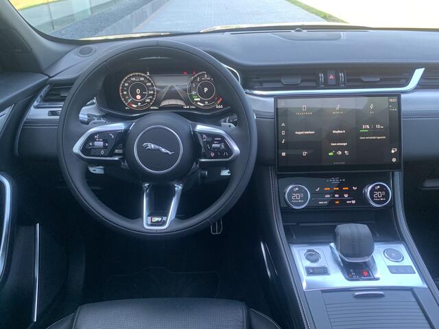 Jaguar F-PACE 2.0 P400e PHEV R-Dynamic SE Panorama Dak | 20"Lm velgen | Draadloos Appl CarPlay / Android Auto |