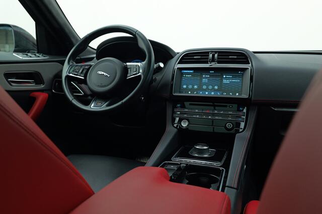 Jaguar F-PACE 3.0 S AWD 30d | Pano | Schnitzer | Leer | Meredian | Trekhaak