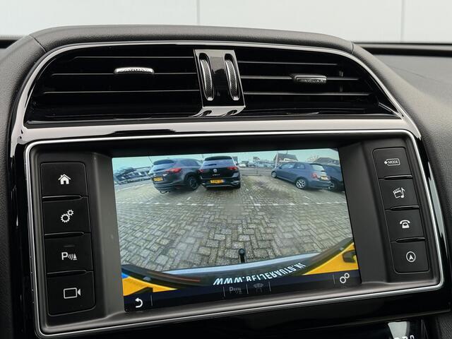 Jaguar F-PACE 2.0 Portfolio AWD 30t R-dynamic/Pano/Trekhaak/Meridian.