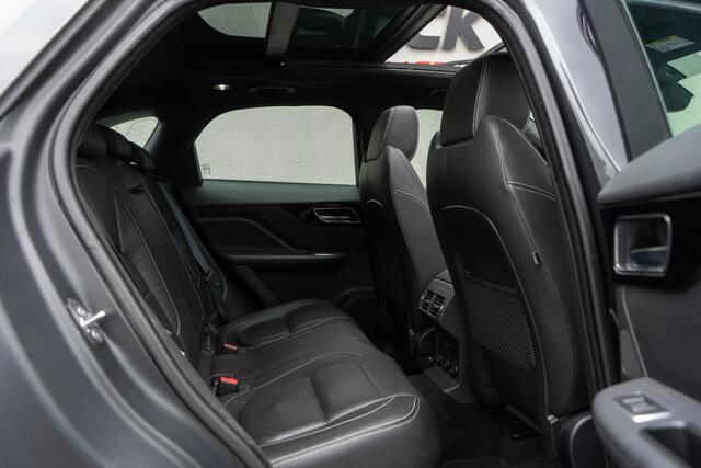 Jaguar F-PACE 2.0 Portfolio AWD 20d R-sport / Leder/ Virtual Cockpit/ Touch Navigatie/ Trekhaak/ Panoramadak/ 132kW (180PK)
