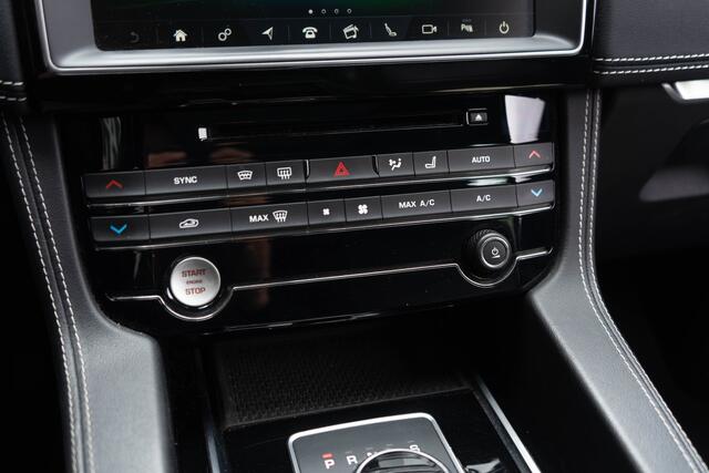 Jaguar F-PACE 2.0 Portfolio AWD 20d R-sport / Leder/ Virtual Cockpit/ Touch Navigatie/ Trekhaak/ Panoramadak/ 132kW (180PK)