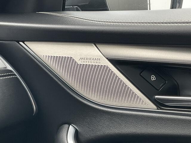 Jaguar F-PACE 2.0 P400e PHEV R-Dynamic SE Pano 360° Meridian Stoelverw+Ventilatie Leer BOMVOL!