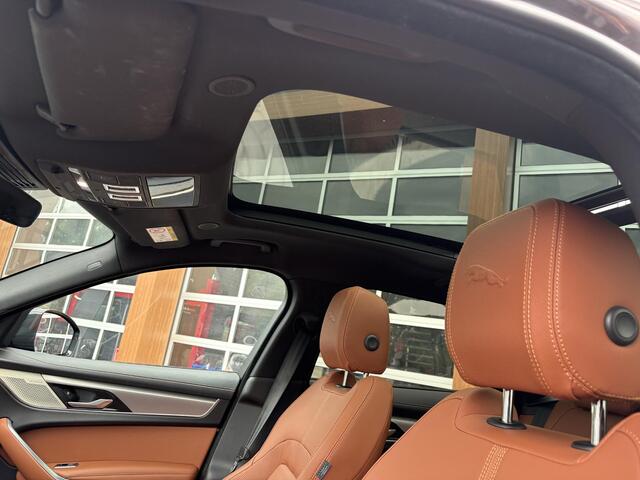 Jaguar F-PACE 2.0 P400e PHEV SE R-Dynamic | Panoramadak | Camera | NL-Auto |