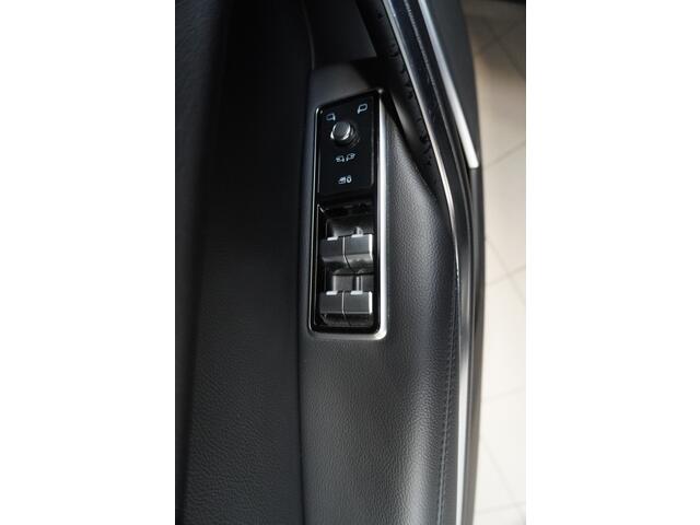 Jaguar F-PACE 2.0 P400e R-Dyn. HSE|PANO|TREKH|AWD|PLUG IN HYBRID|HUD
