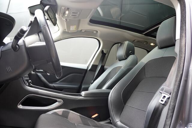 Jaguar F-PACE 3.0 R-Sport AWD 30d / Ex BPM / Panoramadak / Trekhaak / Meridian / Dealer Service /