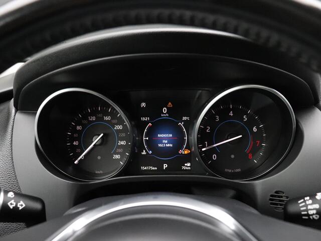 Jaguar F-PACE 2.0 Portfolio AWD 25t | LEDER | PANO-DAK | TREKHAAK | CAMERA | STOELVERW. | CRUISE | NAVI |