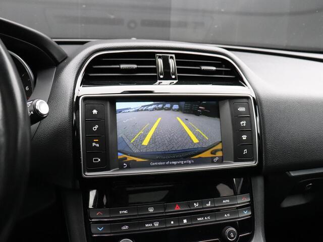 Jaguar F-PACE 2.0 Portfolio AWD 25t | LEDER | PANO-DAK | TREKHAAK | CAMERA | STOELVERW. | CRUISE | NAVI |