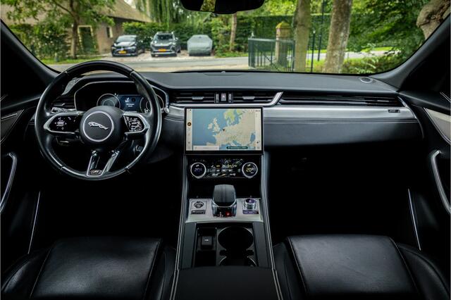 Jaguar F-PACE 2.0 P400e PHEV R-Dynamic Black Panorama Adaptive Cruise ACC