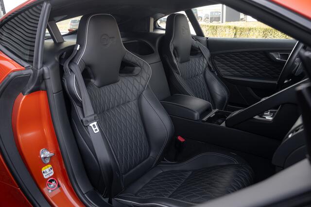 Jaguar F-TYPE 5.0 V8 SVR Coupé AWD / Carbon Keramisch / Meridian Audio
