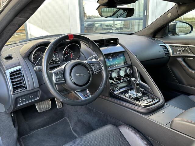 Jaguar F-TYPE P300 RWD R-Dynamic | Pano-Dak/Meridian/Sport uitlaat/Alcantara hemel