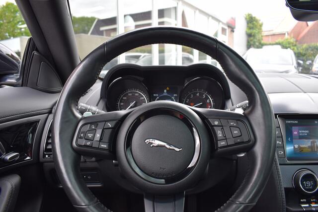 Jaguar F-TYPE 2.0T R-Dynamic Panorama