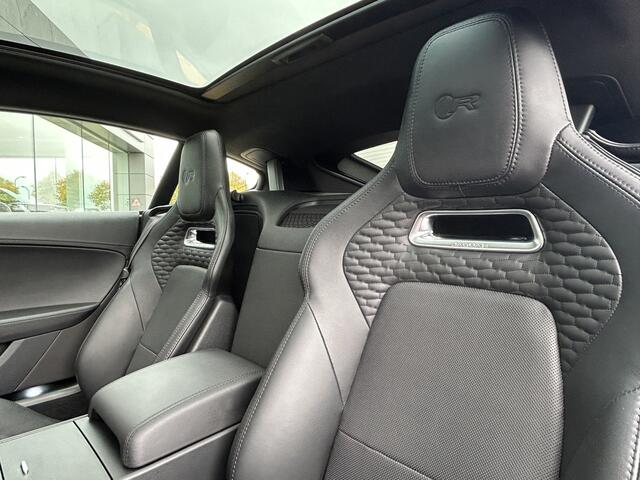 Jaguar F-TYPE P575 5.0 V8 575pk Aut. AWD Coupé - R | SVO Sorento Yellow | Geklimatiseerde sportstoelen | Panoramadak |