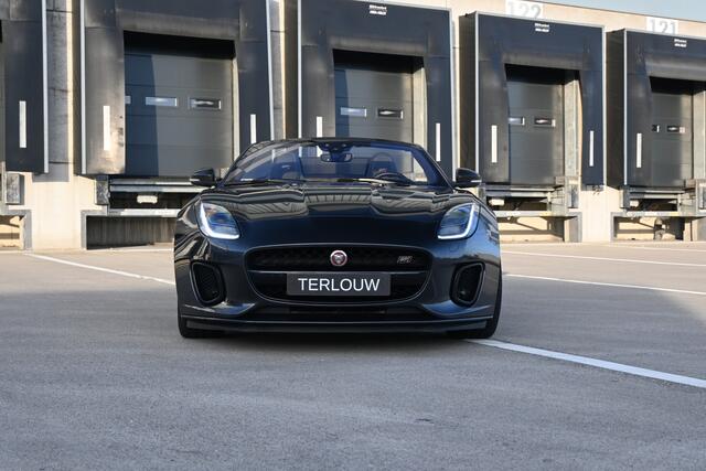 Jaguar F-TYPE 2.0T Chequered Flag