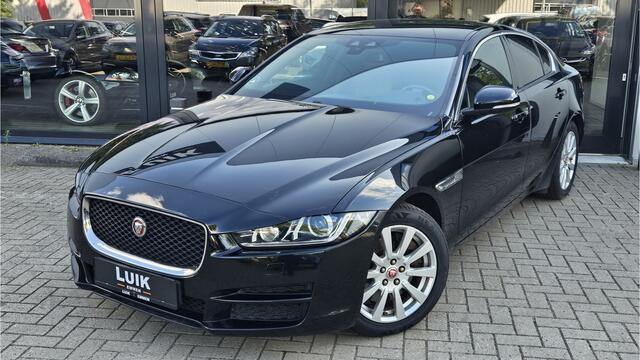 Jaguar XE 2.0 Prestige + XENON + VOLLEER + NAVIGATIE