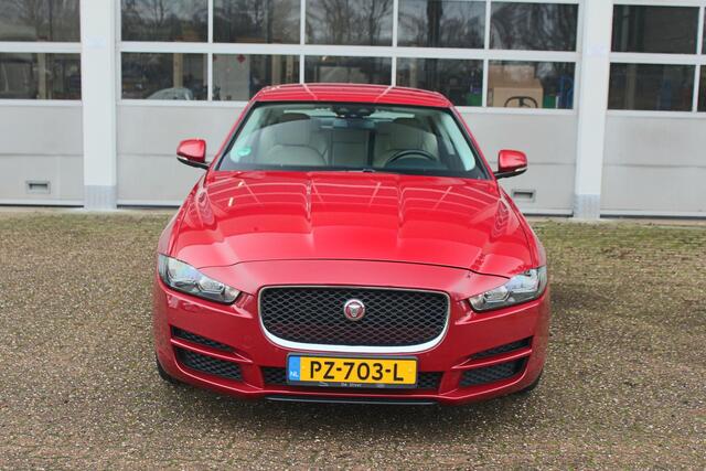 Jaguar XE 2.0 Prestige AWD LET OP 4x4 250PK, 1e eig. door "De Uiver" Nieuwe motor gemonteerd