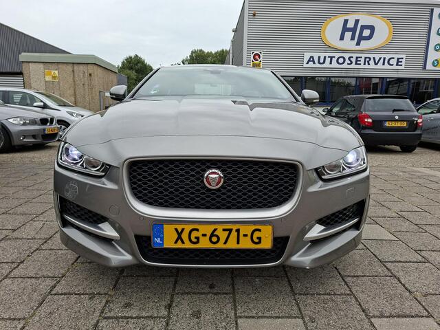 Jaguar XE 2.0t R-Sport COMPLEET JAGUAR DEALER ONDERHOUDEN! Origineel NL Auto