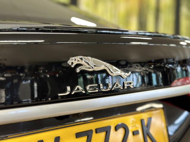 Jaguar XF 2.0 Prestige | Cruise Control | Achteruitrijcamera | Stoelverwarming | Parkeersensoren | Elektrische Stoelen | Bluetooth | Keyless Go | Stop&Go | Lane Assist | Navigatie |