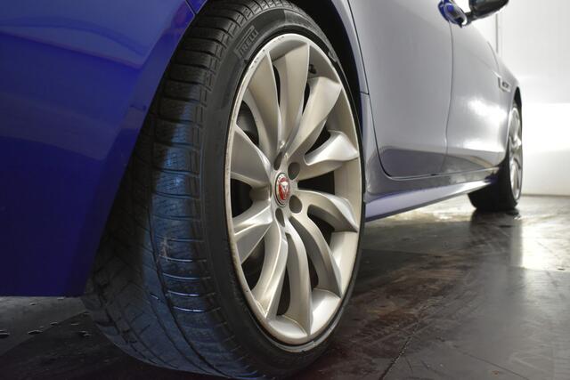 Jaguar XF 2.0d Portfolio R-Sport Panodak Camera Leder 19"