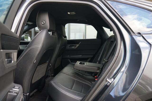 Jaguar XF 2.0 R-Sport - Meridian - Achteruitrijcamera -