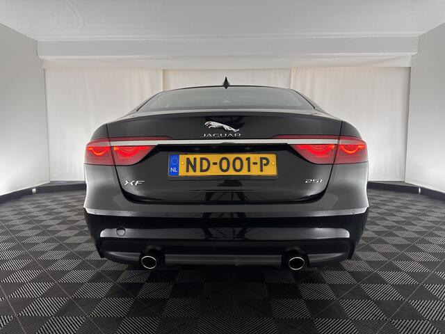 Jaguar XF 2.0 Portfolio Aut. *LEATHER | XENON | NAVI-FULLMAP | CAMERA | COMFORT-SEATS | 18''ALU | ECC | PDC | CRUISE*