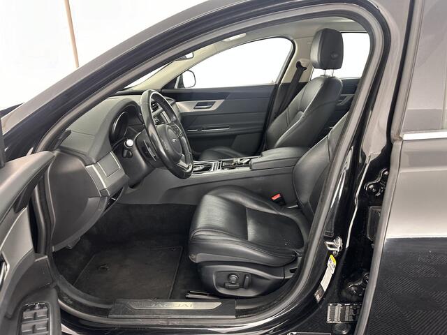 Jaguar XF 2.0 Portfolio Aut. *LEATHER | XENON | NAVI-FULLMAP | CAMERA | COMFORT-SEATS | 18''ALU | ECC | PDC | CRUISE*